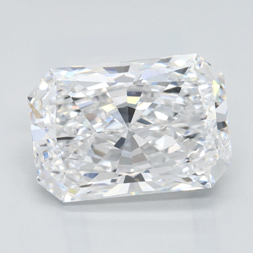 2.3 Carat Radiant Lab Diamond with  Cut Diamond in 14KT  view 1
