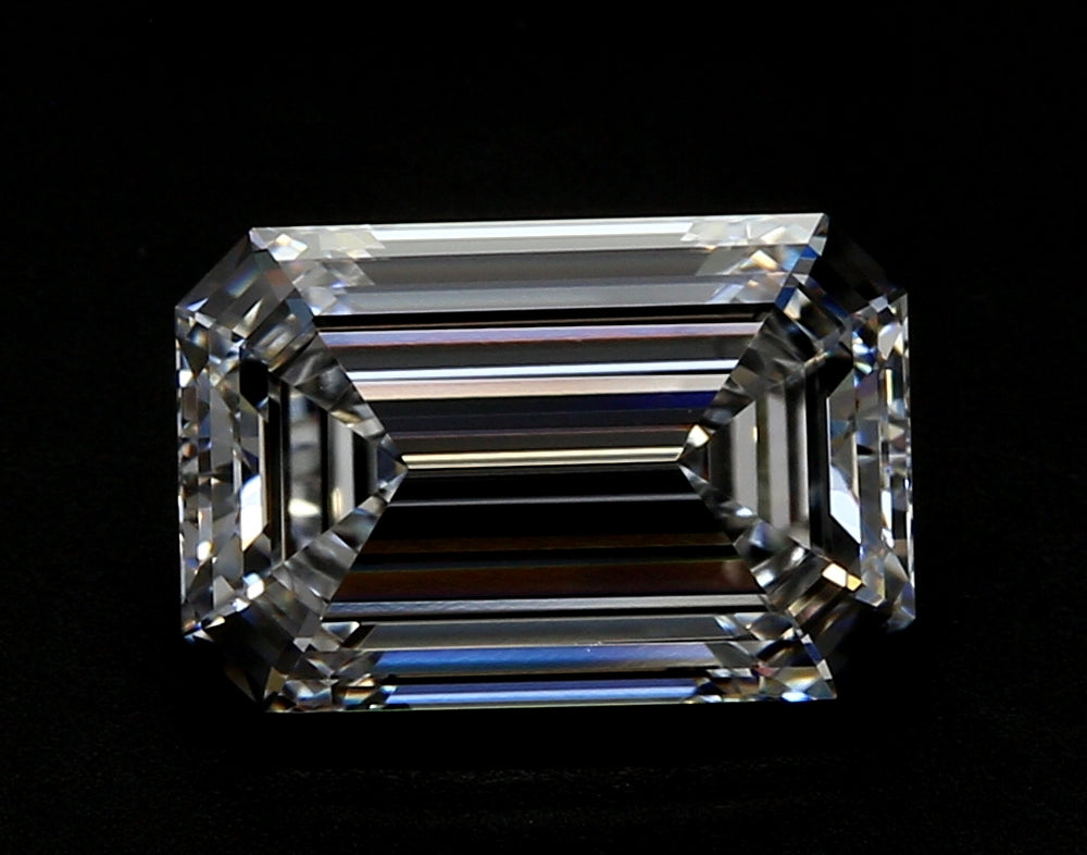 1.5 Carat Emerald Lab Diamond with  Cut Diamond in 14KT  view 1
