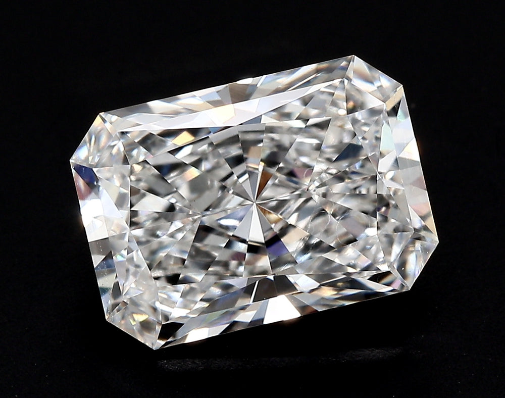 2.25 Carat Radiant Lab Diamond with  Cut Diamond in 14KT  view 1
