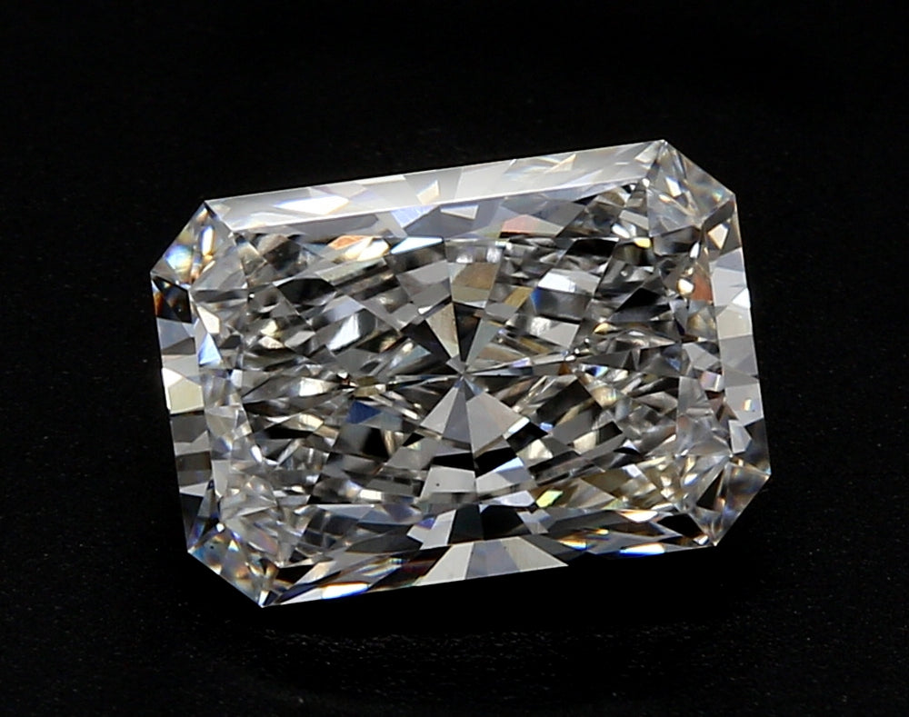 1.54 Carat Radiant Lab Diamond with  Cut Diamond in 14KT  view 1
