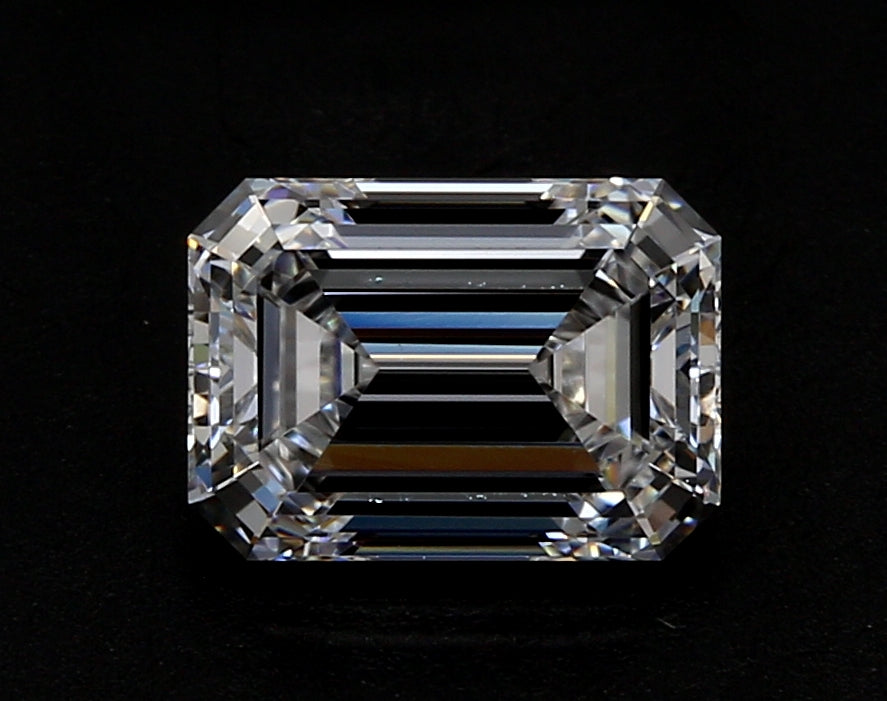 1.57 Carat Emerald Lab Diamond with  Cut Diamond in 14KT  view 1
