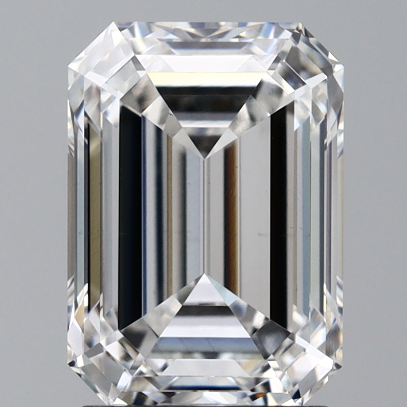 2.5 Carat Emerald Lab Diamond with  Cut Diamond in 14KT  view 1
