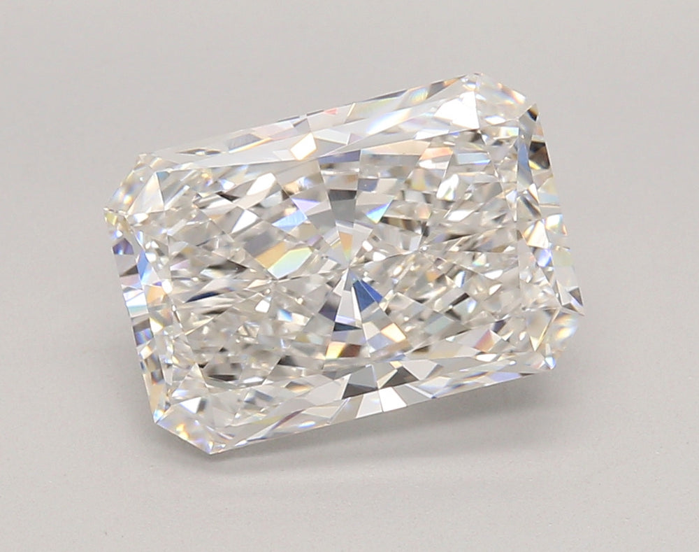 3.91 Carat Radiant Lab Diamond with  Cut Diamond in 14KT  view 1
