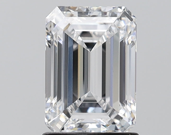 1.55 Carat Emerald Lab Diamond with  Cut Diamond in 14KT  view 1

