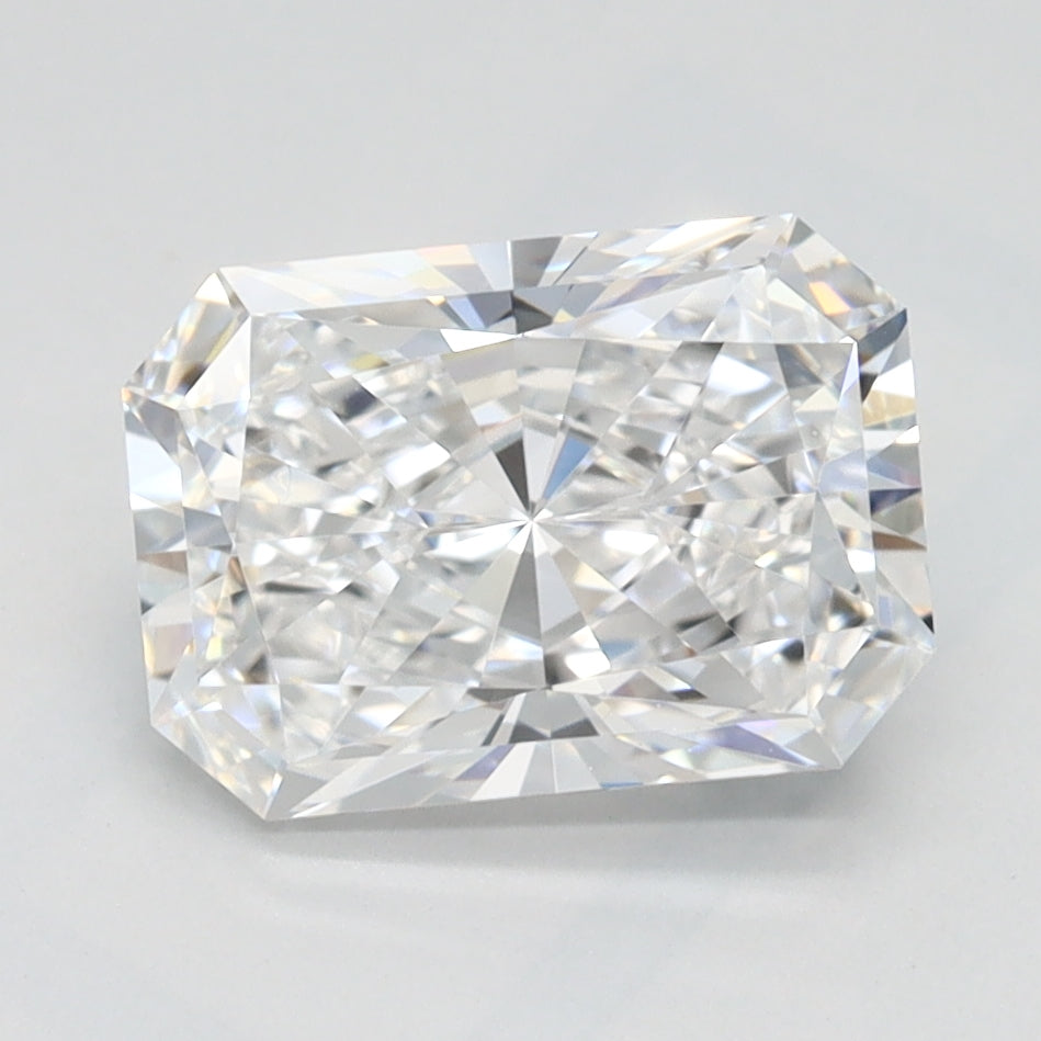 1.8 Carat Radiant Lab Diamond with  Cut Diamond in 14KT  view 1
