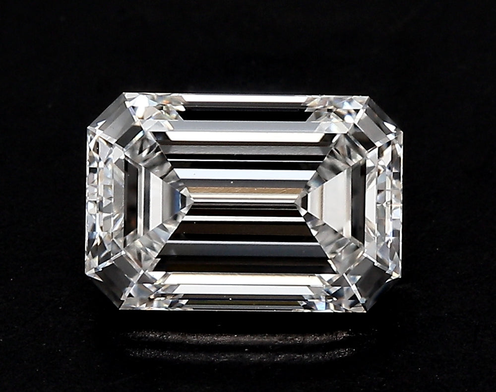 2.09 Carat Emerald Lab Diamond with  Cut Diamond in 14KT  view 1
