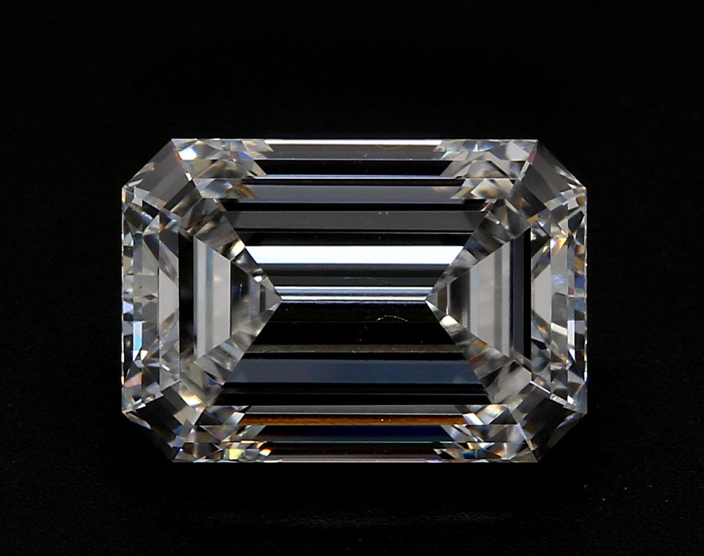 1.52 Carat Emerald Lab Diamond with  Cut Diamond in 14KT  view 1
