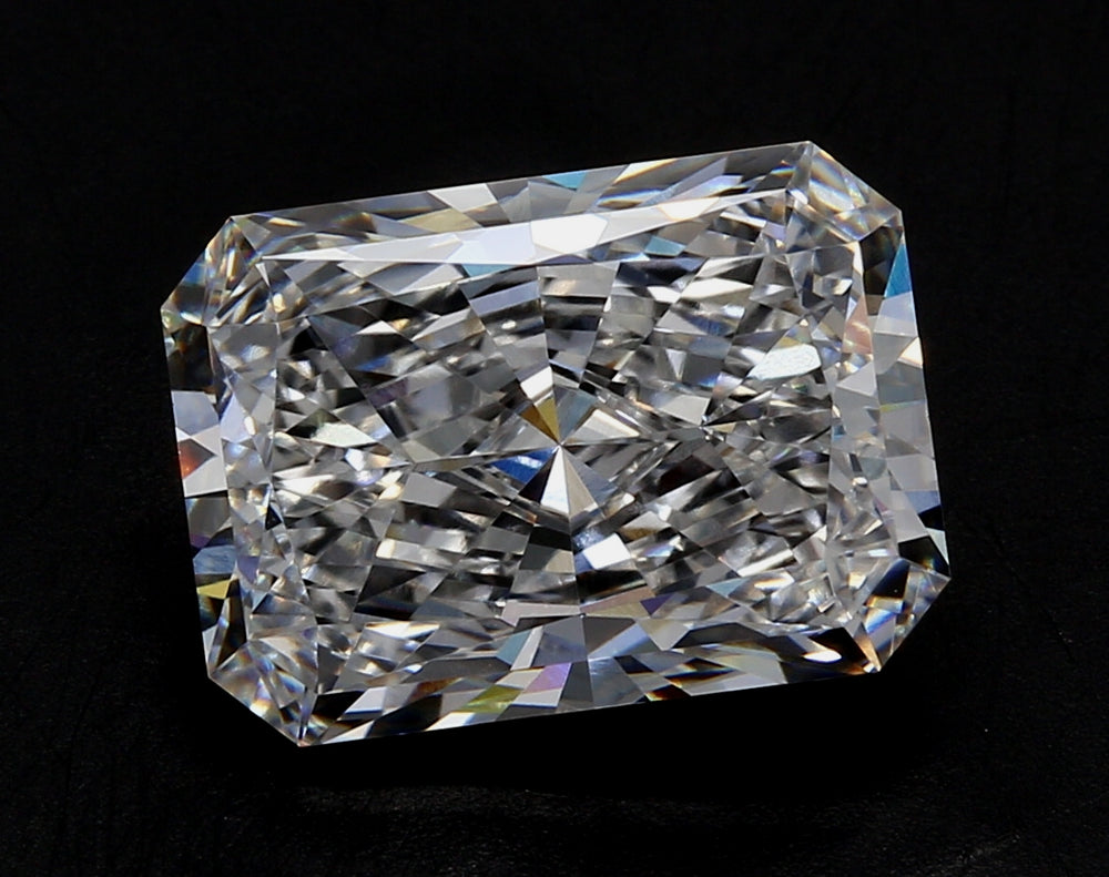 2.16 Carat Radiant Lab Diamond with  Cut Diamond in 14KT  view 1
