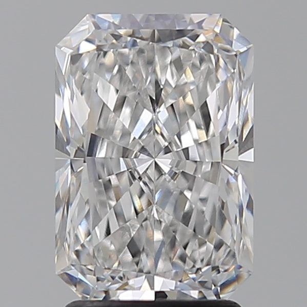 2.52 Carat Radiant Lab Diamond with  Cut Diamond in 14KT  view 1

