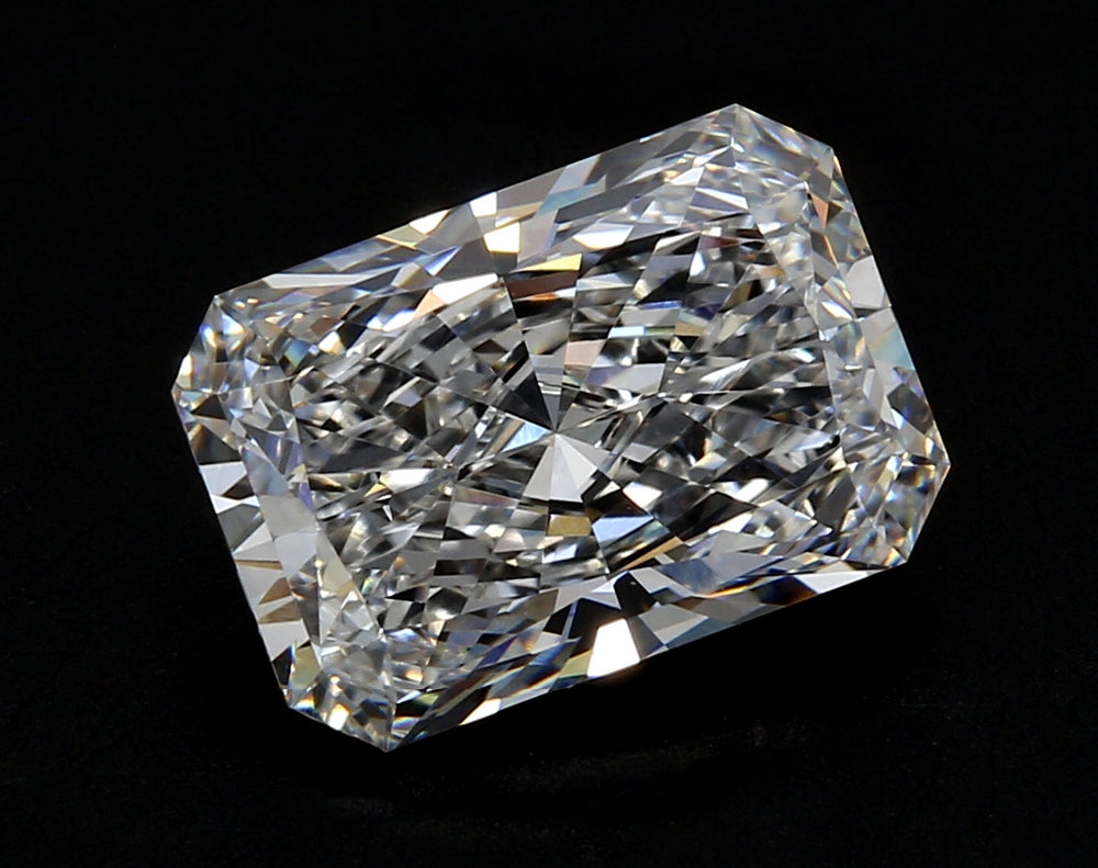2.01 Carat Radiant Lab Diamond with  Cut Diamond in 14KT  view 1
