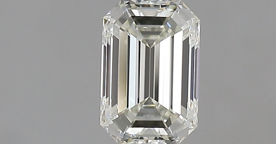 0.7 Carat Emerald Natural Diamond with  Cut Diamond in 14KT  view 1

