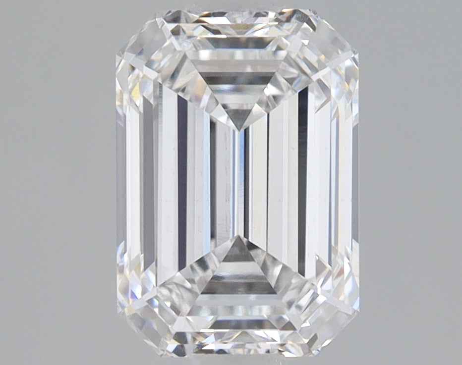 1.59 Carat Emerald Lab Diamond with  Cut Diamond in 14KT  view 1
