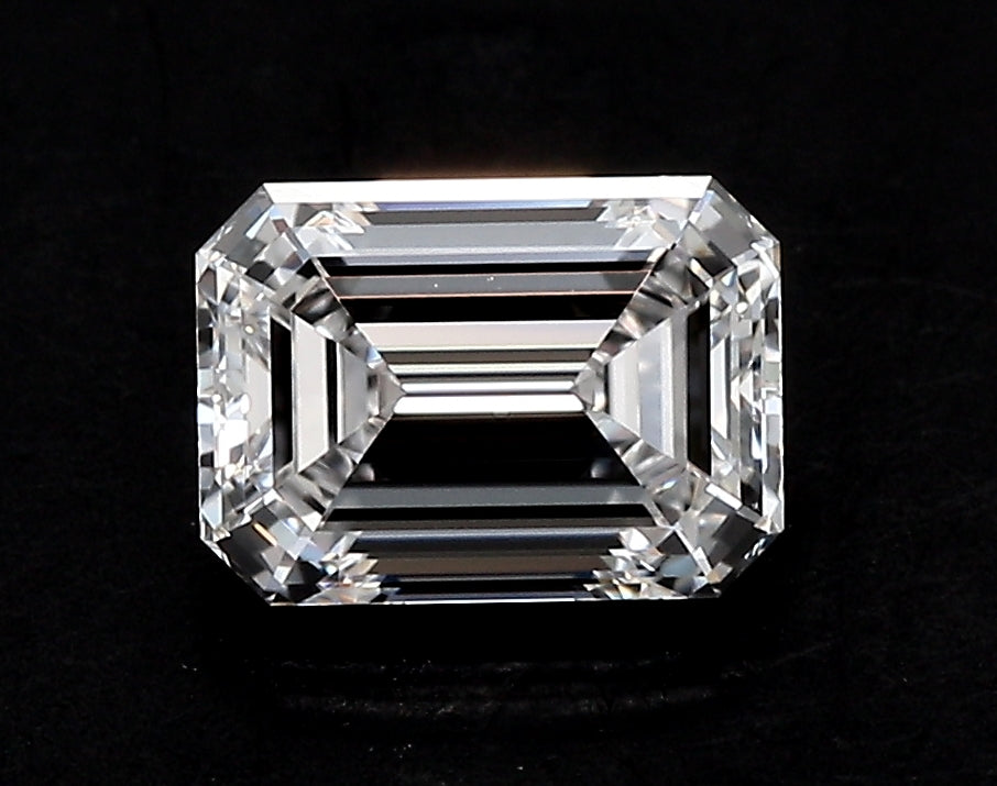 2.51 Carat Emerald Lab Diamond with  Cut Diamond in 14KT  view 1
