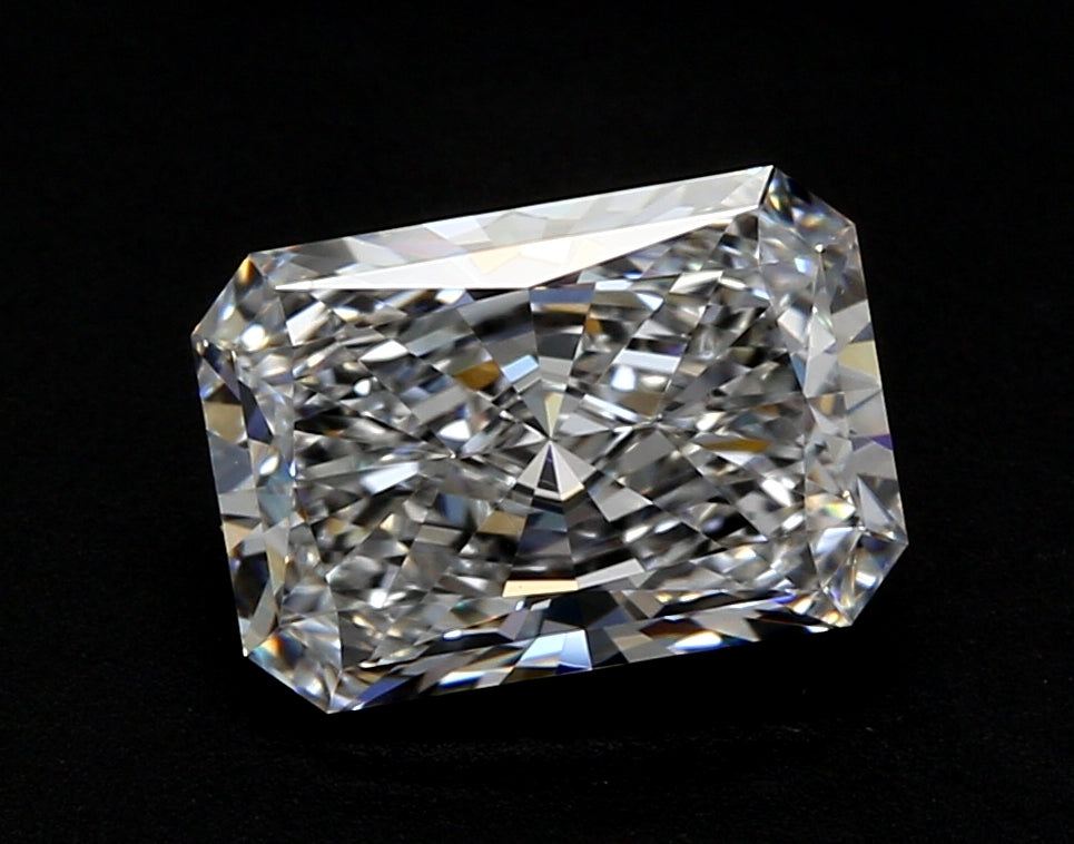 1.54 Carat Radiant Lab Diamond with  Cut Diamond in 14KT  view 1

