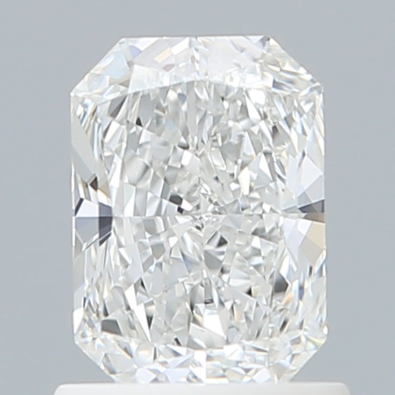 1.0 Carat Radiant Lab Diamond with  Cut Diamond in 14KT  view 1
