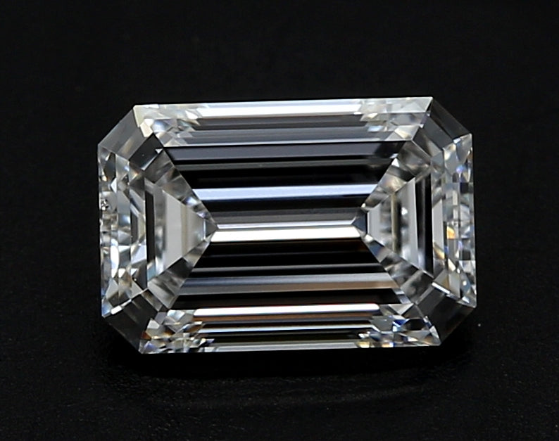 1.52 Carat Emerald Lab Diamond with  Cut Diamond in 14KT  view 1
