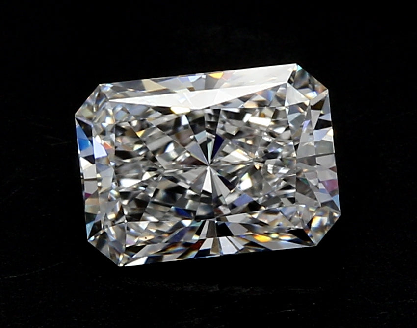 3.03 Carat Radiant Lab Diamond with  Cut Diamond in 14KT  view 1
