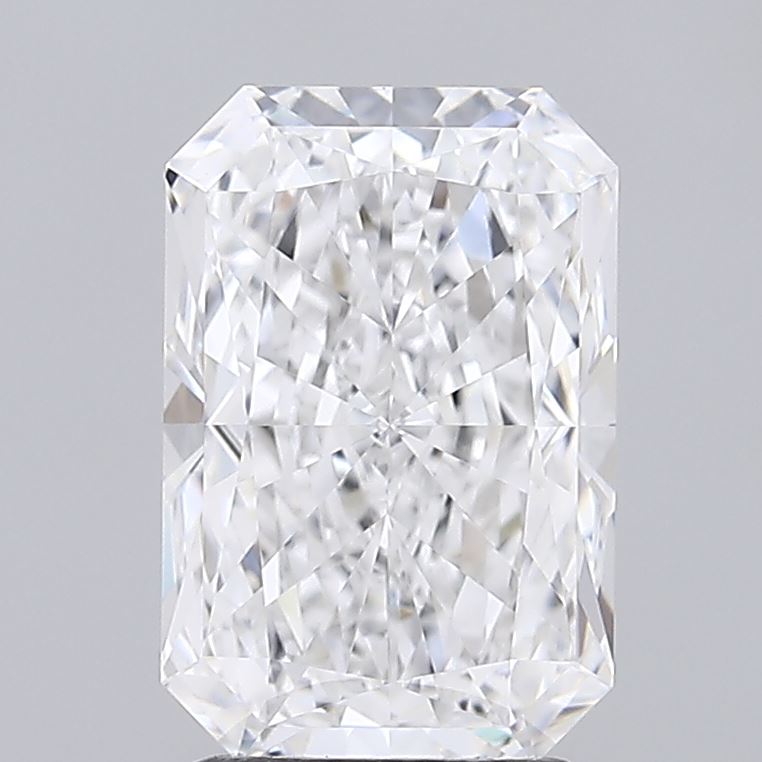 2.02 Carat Radiant Lab Diamond with  Cut Diamond in 14KT  view 1

