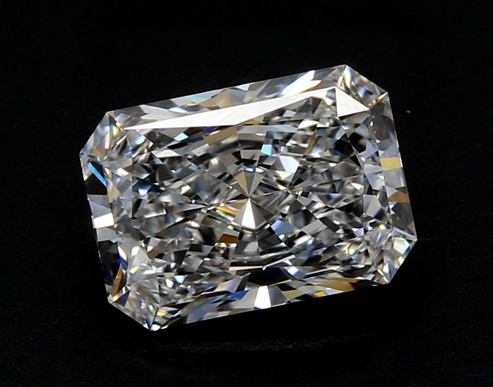 4.1 Carat Radiant Lab Diamond with  Cut Diamond in 14KT  view 1
