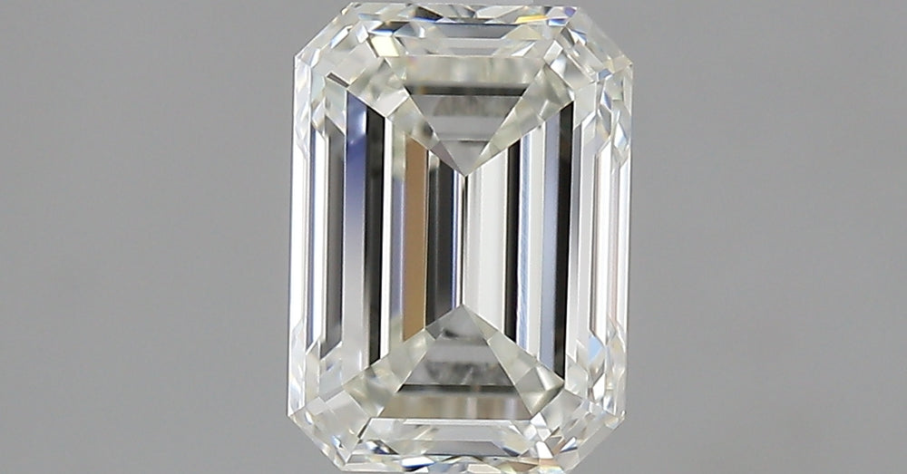 1.7 Carat Emerald Natural Diamond with  Cut Diamond in 14KT  view 1
