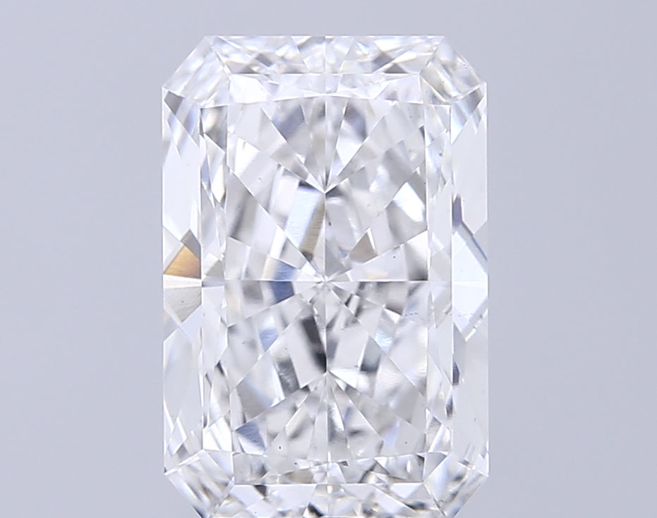 5.0 Carat Radiant Lab Diamond with  Cut Diamond in 14KT  view 1
