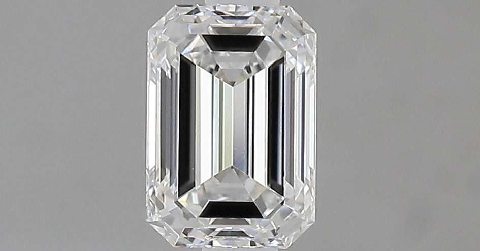 0.72 Carat Emerald Natural Diamond with  Cut Diamond in 14KT  view 1

