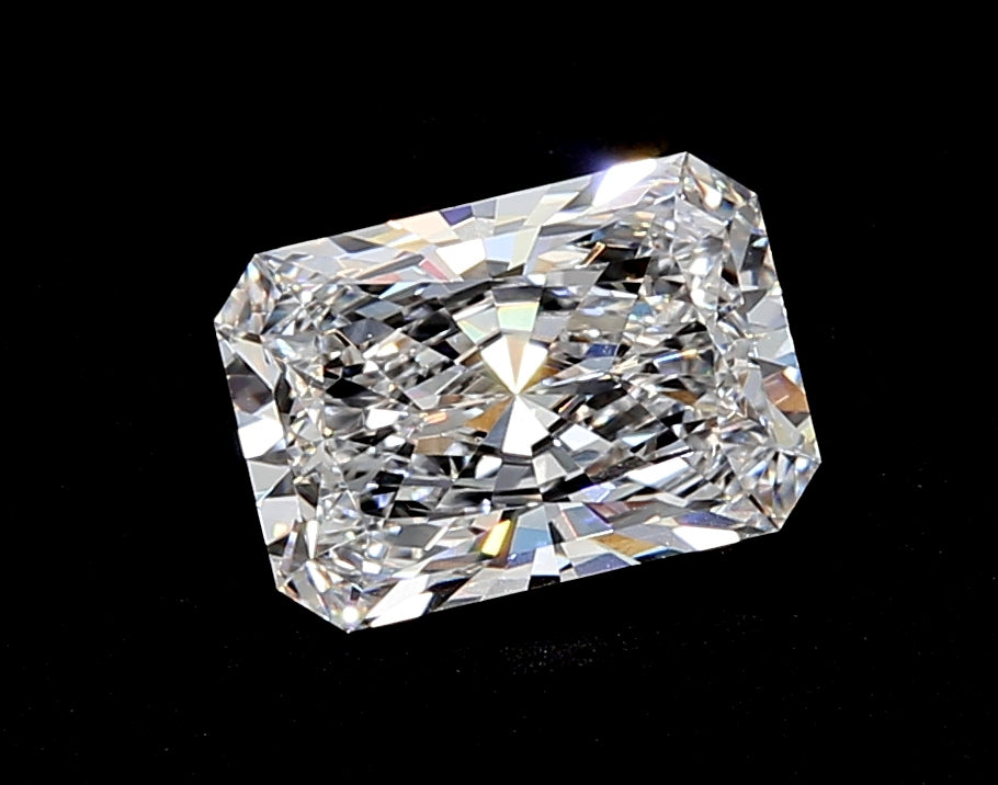 4.01 Carat Radiant Lab Diamond with  Cut Diamond in 14KT  view 1
