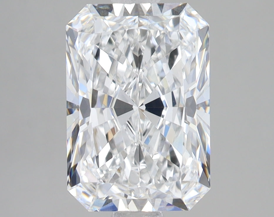 2.56 Carat Radiant Lab Diamond with  Cut Diamond in 14KT  view 1
