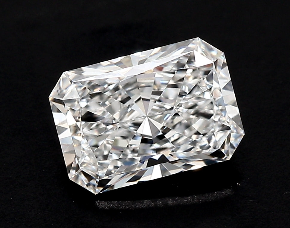 3.05 Carat Radiant Lab Diamond with  Cut Diamond in 14KT  view 1
