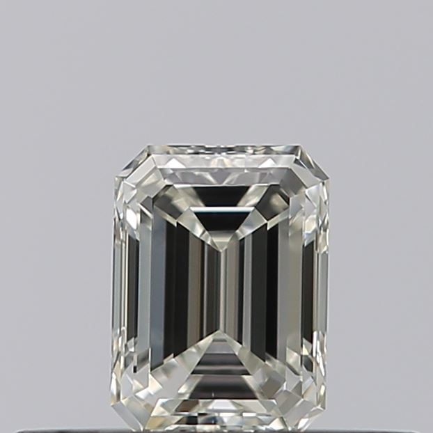0.26 Carat Emerald Natural Diamond with  Cut Diamond in 14KT  view 1
