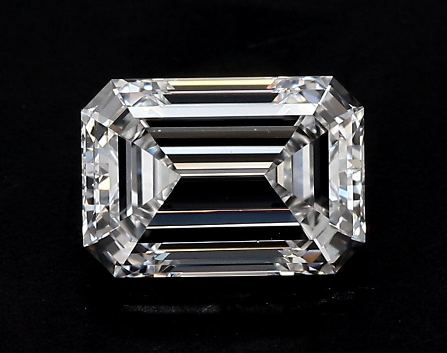 1.5 Carat Emerald Lab Diamond with  Cut Diamond in 14KT  view 1
