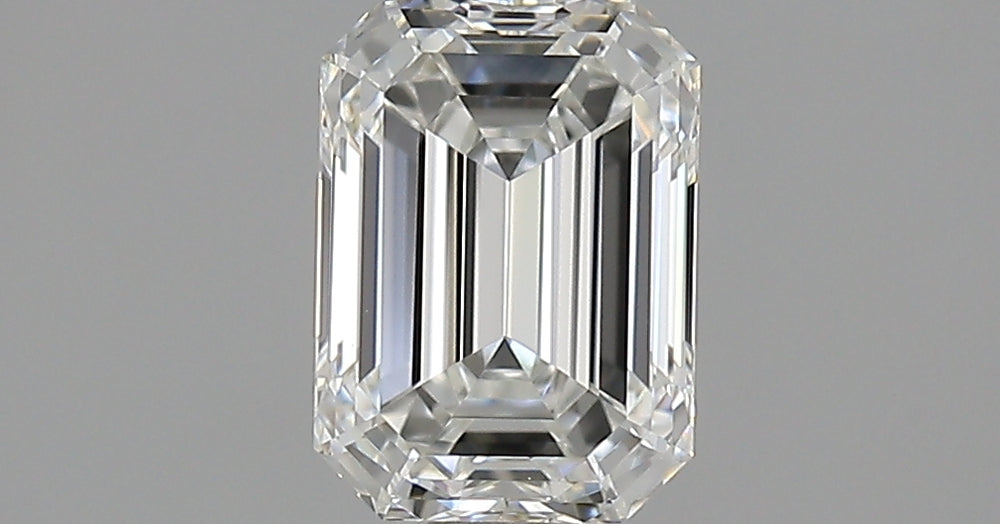 1.07 Carat Emerald Natural Diamond with  Cut Diamond in 14KT  view 1

