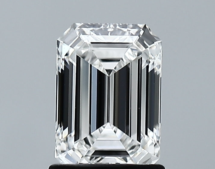 1.27 Carat Emerald Lab Diamond with  Cut Diamond in 14KT  view 1
