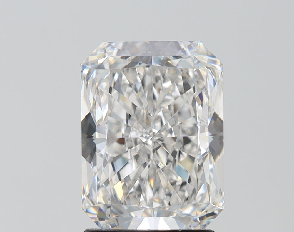 3.02 Carat Radiant Lab Diamond with  Cut Diamond in 14KT  view 1

