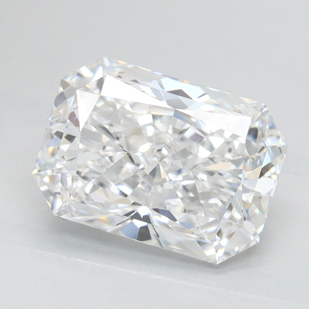 2.18 Carat Radiant Lab Diamond with  Cut Diamond in 14KT  view 1
