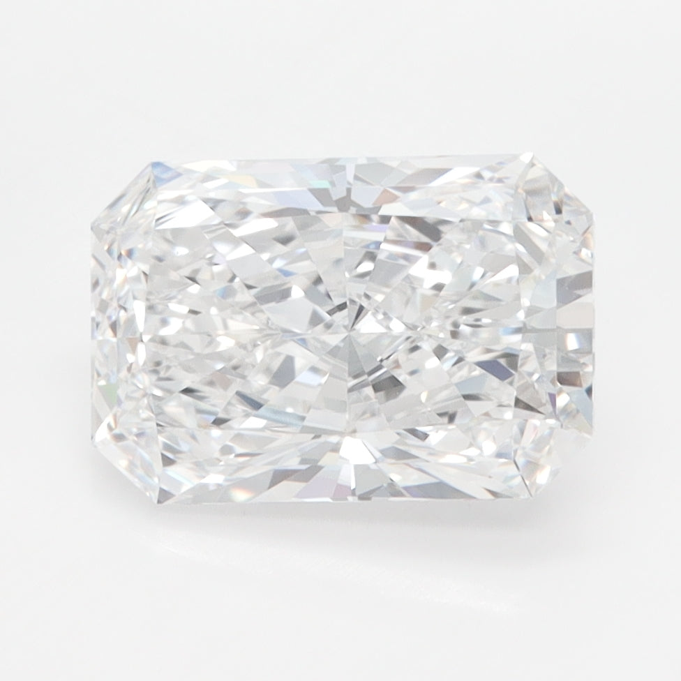 2.59 Carat Radiant Lab Diamond with  Cut Diamond in 14KT  view 1
