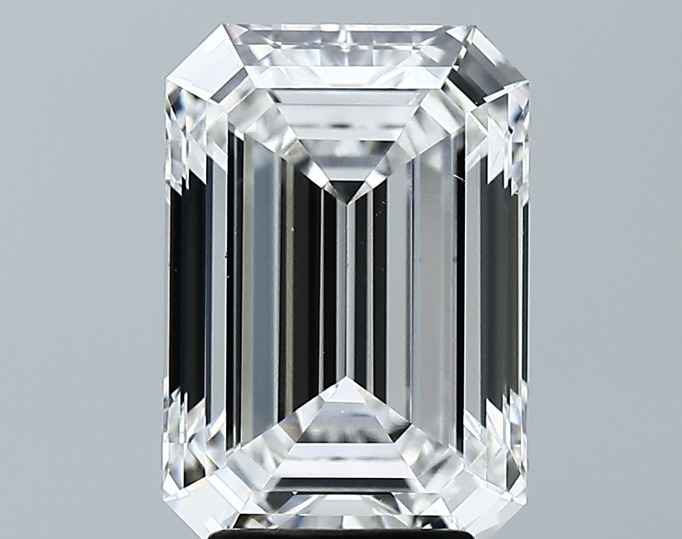 4.17 Carat Emerald Lab Diamond with  Cut Diamond in 14KT  view 1
