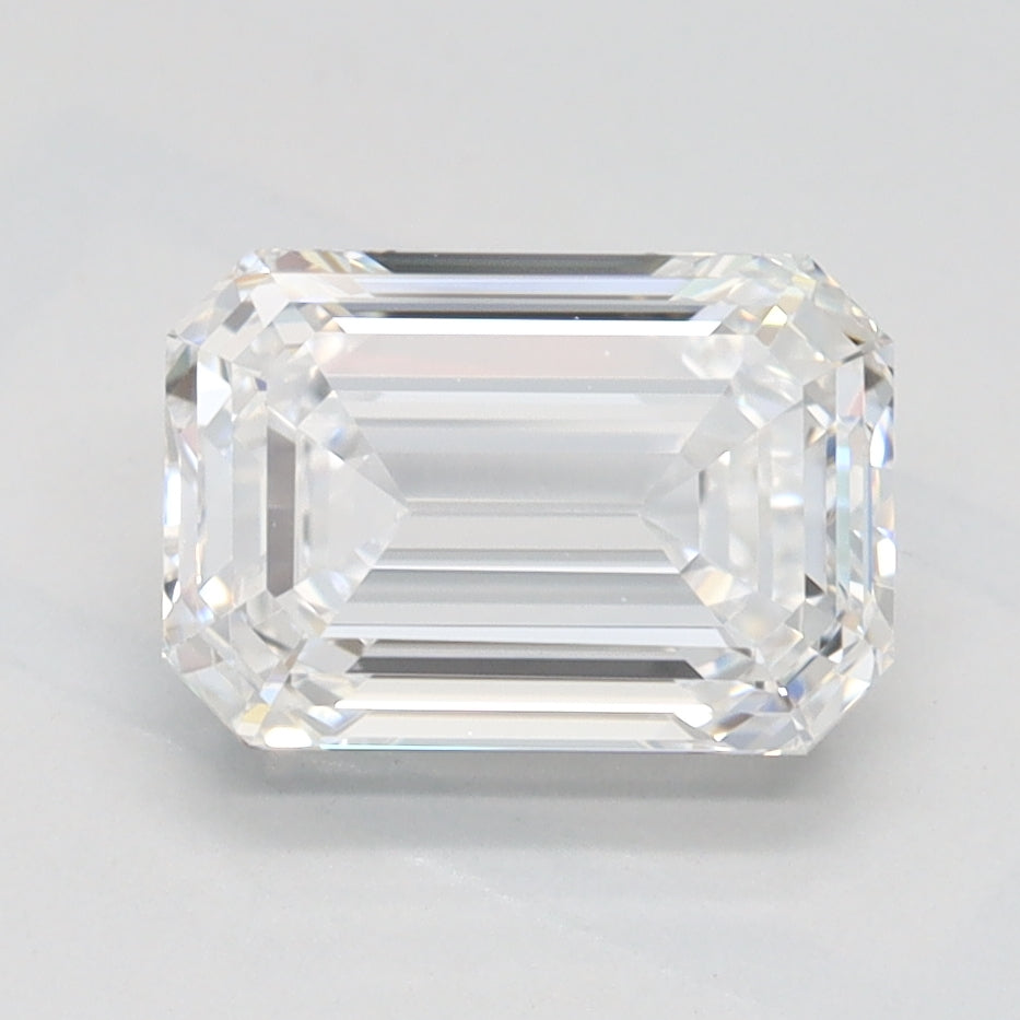 1.6 Carat Emerald Lab Diamond with  Cut Diamond in 14KT  view 1
