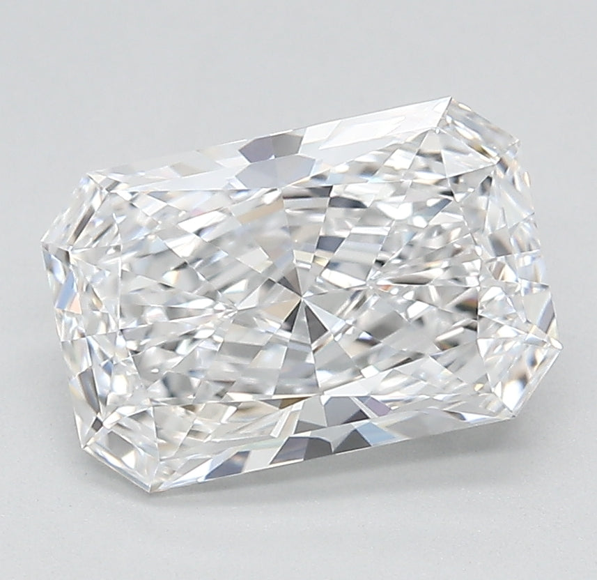 2.04 Carat Radiant Lab Diamond with  Cut Diamond in 14KT  view 1
