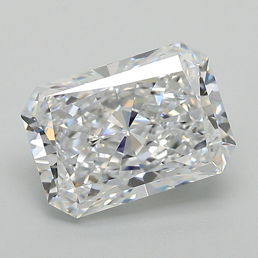 2.58 Carat Radiant Lab Diamond with  Cut Diamond in 14KT  view 1
