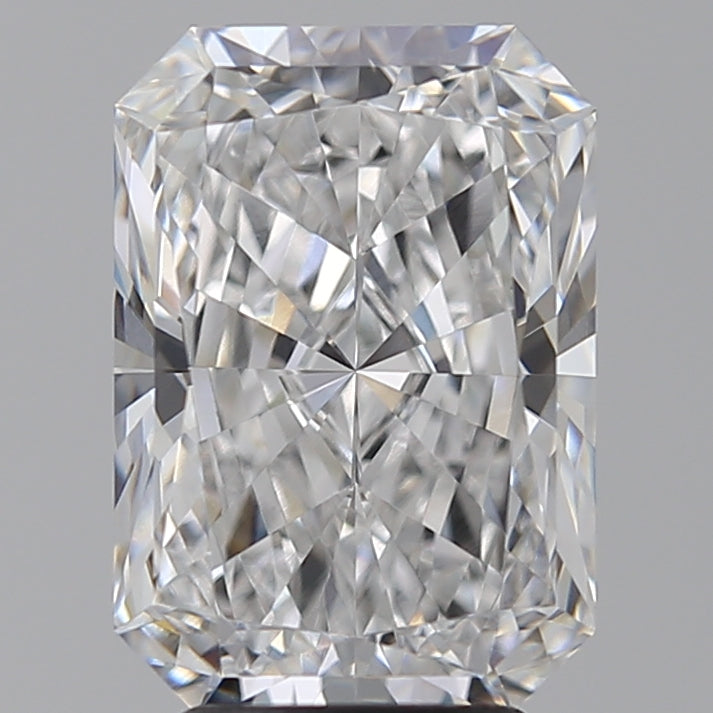 4.07 Carat Radiant Lab Diamond with  Cut Diamond in 14KT  view 1
