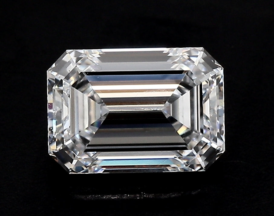 1.95 Carat Emerald Lab Diamond with  Cut Diamond in 14KT  view 1
