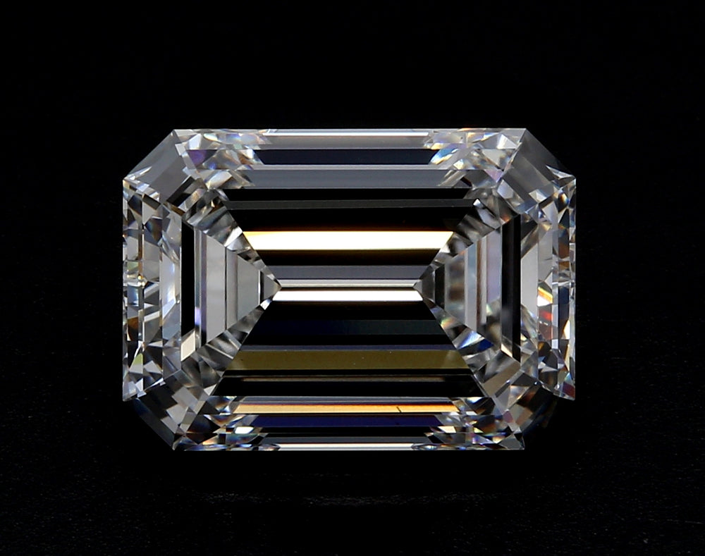 1.52 Carat Emerald Lab Diamond with  Cut Diamond in 14KT  view 1
