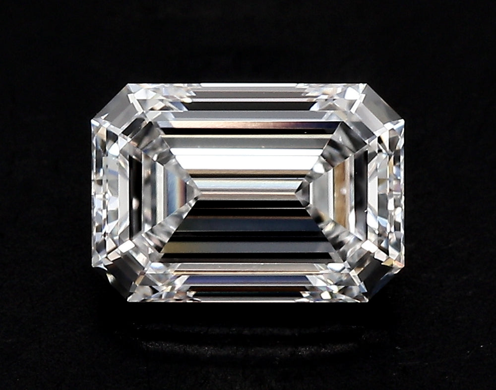 2.59 Carat Emerald Lab Diamond with  Cut Diamond in 14KT  view 1
