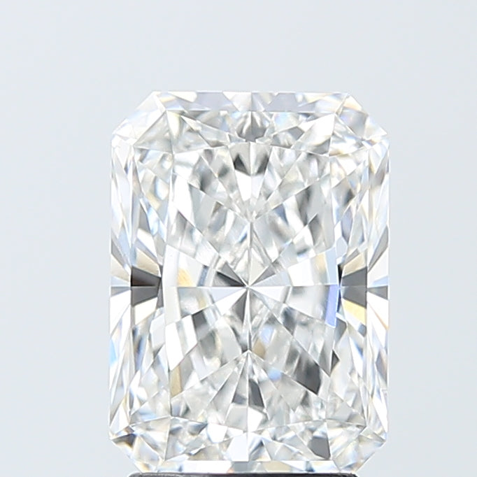 2.89 Carat Radiant Lab Diamond with  Cut Diamond in 14KT  view 1
