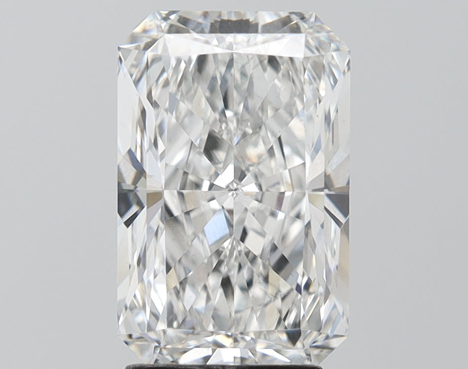 2.97 Carat Radiant Lab Diamond with  Cut Diamond in 14KT  view 1

