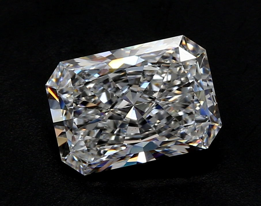 4.04 Carat Radiant Lab Diamond with  Cut Diamond in 14KT  view 1

