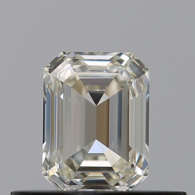 0.41 Carat Emerald Natural Diamond with  Cut Diamond in 14KT  view 1
