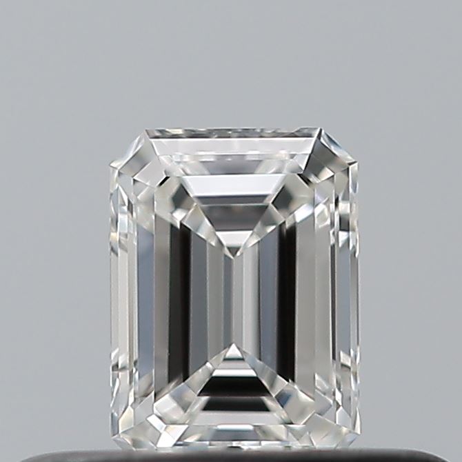 0.26 Carat Emerald Natural Diamond with  Cut Diamond in 14KT  view 1
