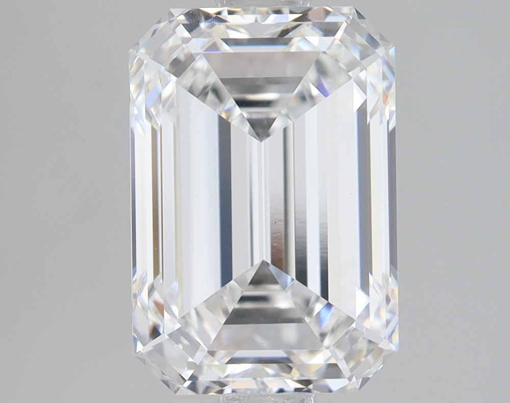 2.59 Carat Emerald Lab Diamond with  Cut Diamond in 14KT  view 1
